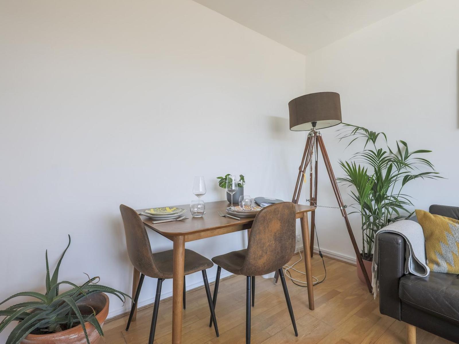 Pass The Keys Stylish Modern Flat Londra